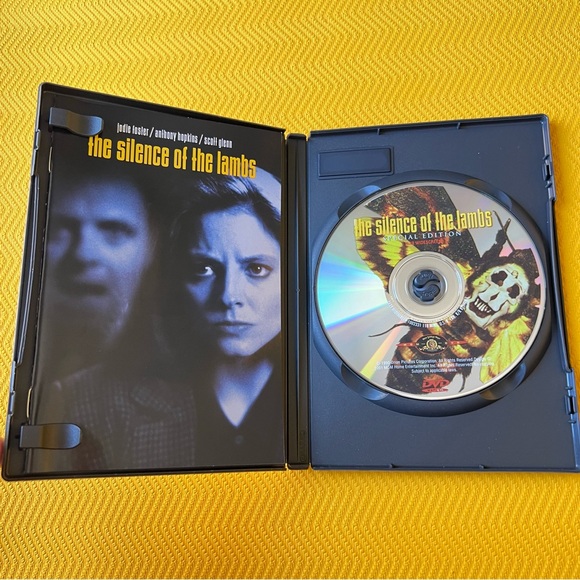 Jodie Foster movie bundle; 4 DVDs - Picture 4 of 7